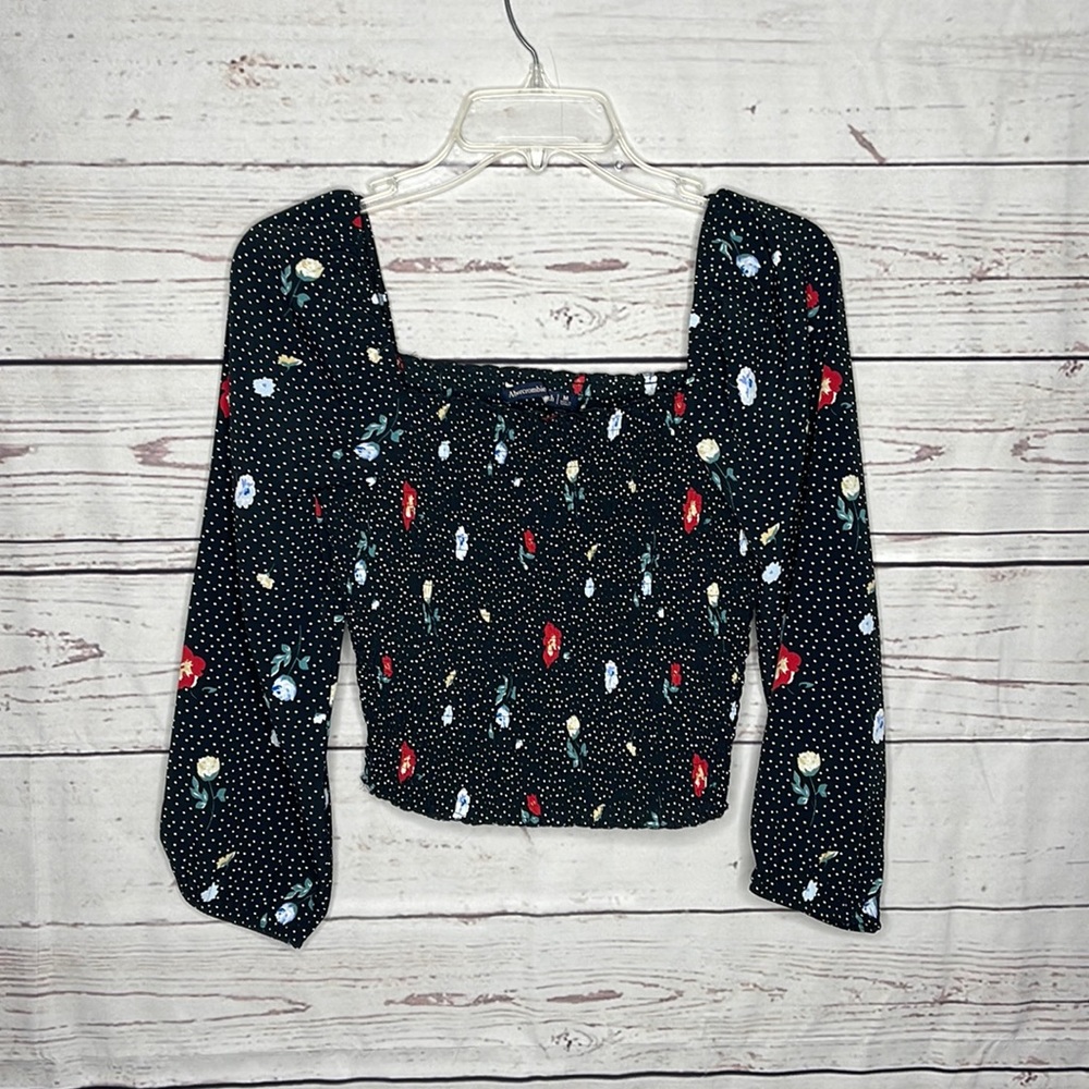 Abercrombie & Fitch Floral Long Sleeve Smocked/Ruched Crop Top (EUC)